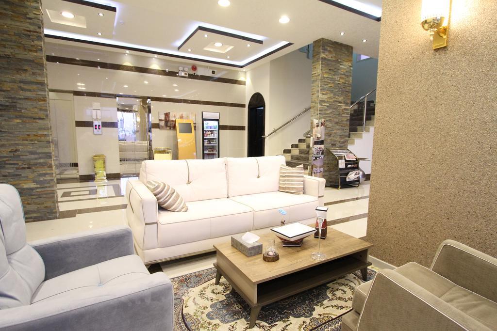 Terhal Hotel Suites Хаиль Экстерьер фото